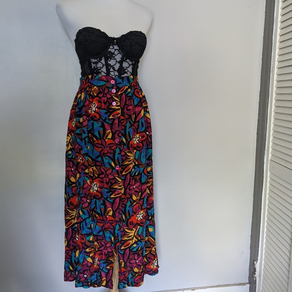 Vintage pop art floral print button front skirt